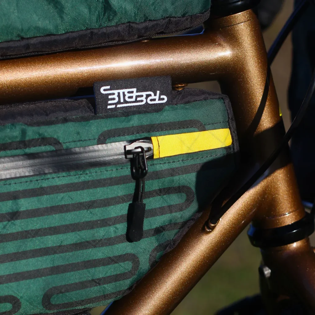 Rebié cadre sur-mesure